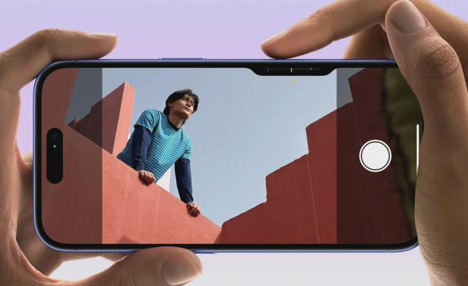 iPhone 17的創(chuàng)新設計，條形橫置攝像引領潮流，iPhone 17創(chuàng)新設計亮相，條形橫置攝像引領潮流新趨勢
